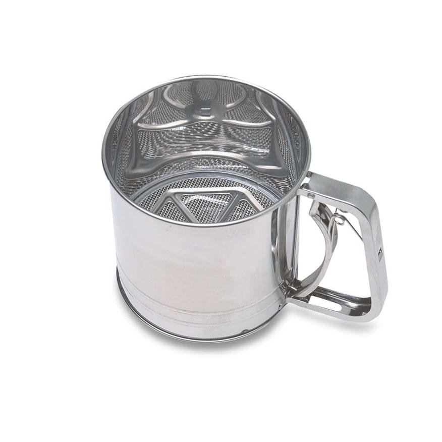 Stainless Steel Flour Sifter Easy Squeeze Trigger Handle Fine Flour Sifter 10 x 10cm 0113 (Parcel Rate)