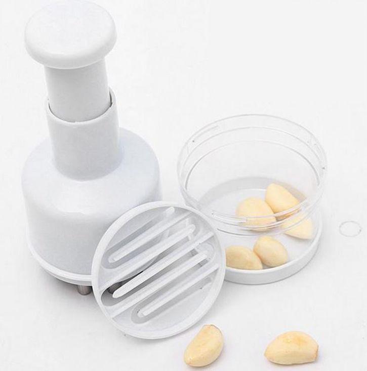 Plastic Kitchen Vegetable Chopper Pressing Cutter Slicer Peeler Dicer 21.5 x 6 x 8cm 1501 (Parcel Rate)